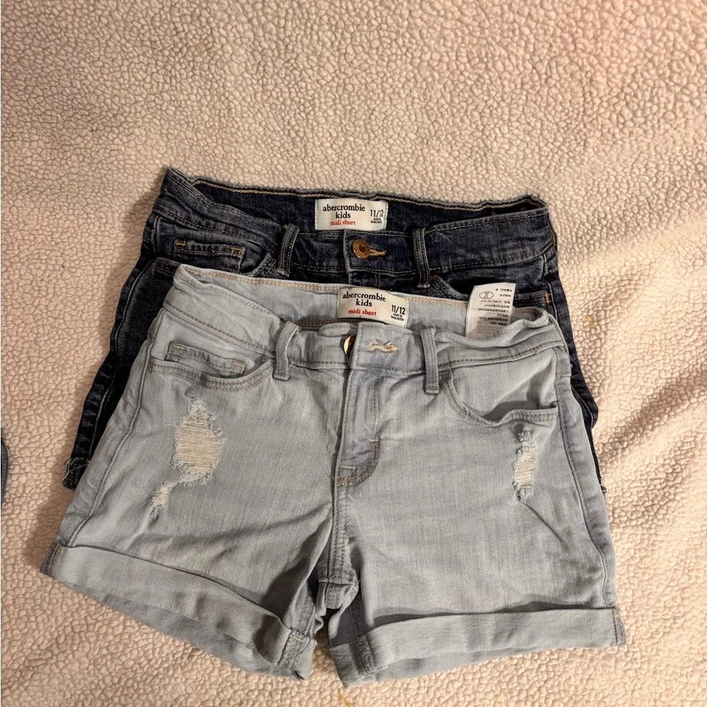 Abercrombie Kids Blue Jean Bundle Shorts with Frayed Hem - Picture 3 of 16